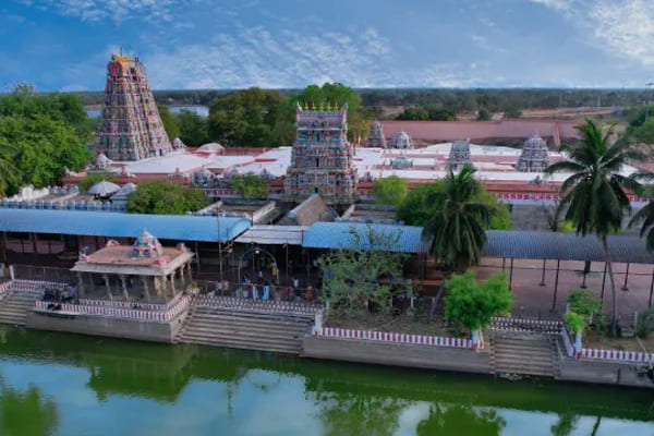 Affordable hotels with parking in Karaikudi